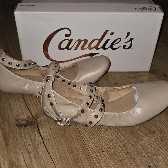 Candie's | Canadir Women's Studded Strap Flats - Beige/Blush - Picture 4 of 7